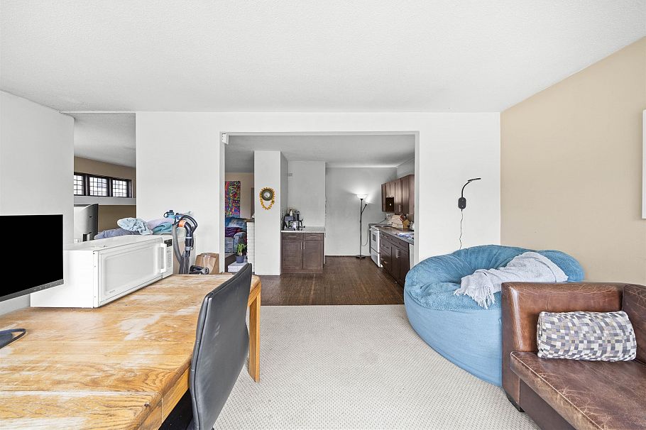 3550 W 1st Avenue Vancouver, BC - 25