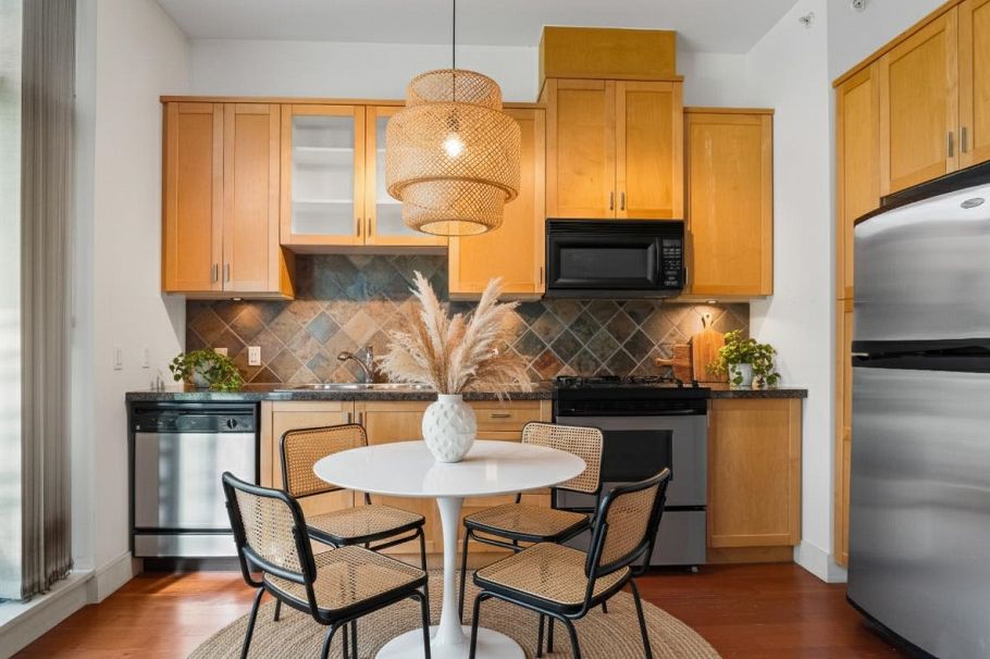 110 8988 Hudson Street Vancouver, BC - 4