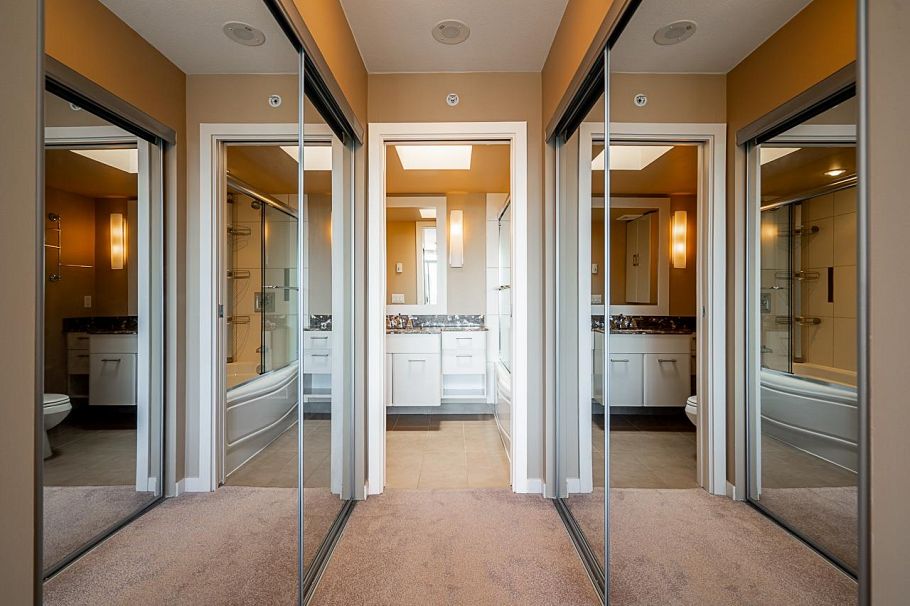 PH3 683 W Victoria Park North Vancouver, BC - 27