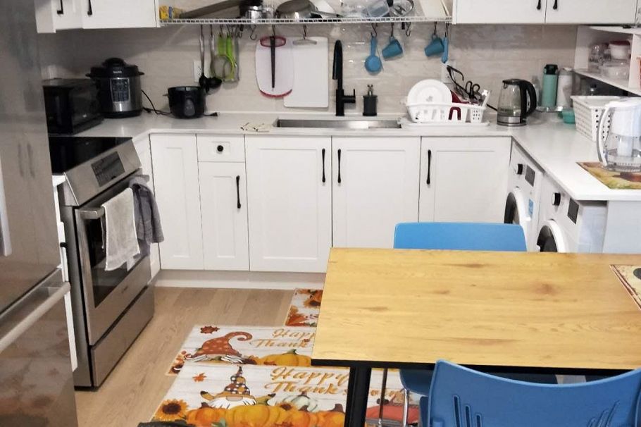 2931 E 28th Avenue Vancouver, BC - 3