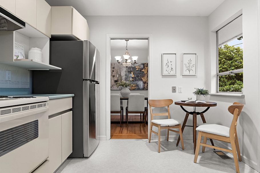 651 Kerry Place North Vancouver, BC - 12