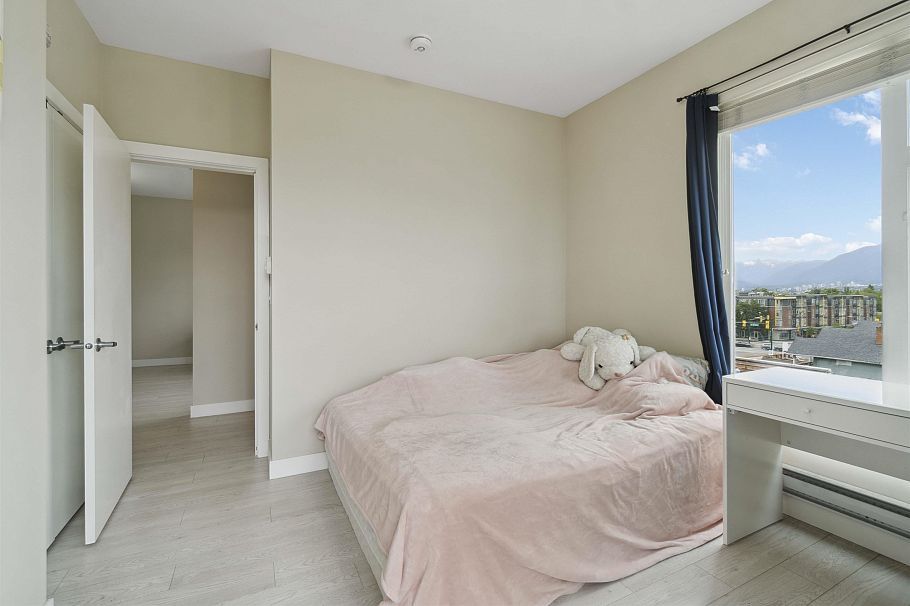 PH8 1838 Renfrew Street Vancouver, BC - 19