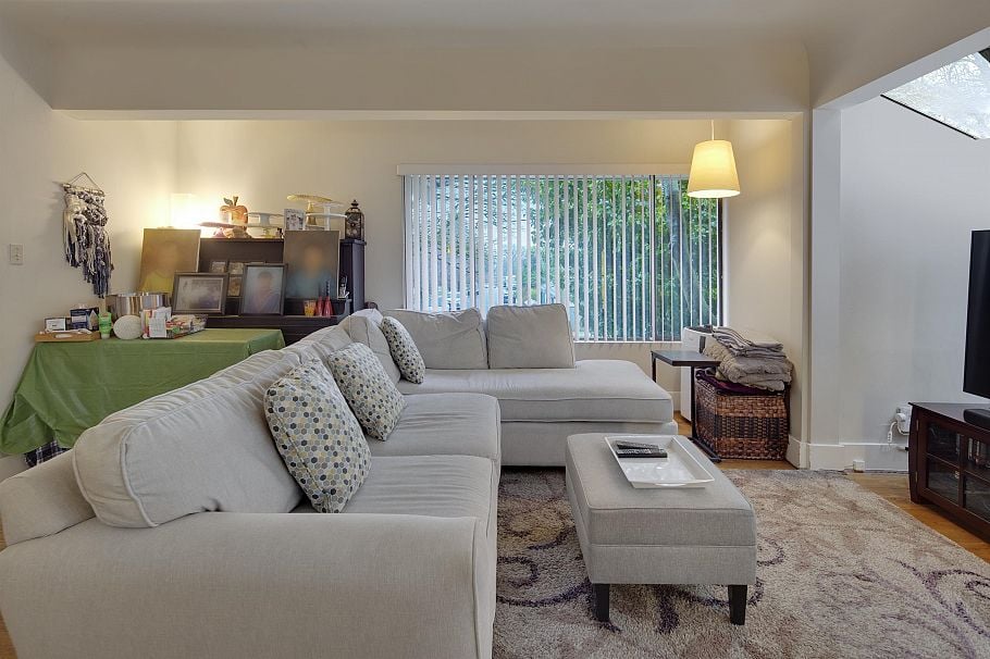 1373 W 64th Avenue Vancouver, BC - 16