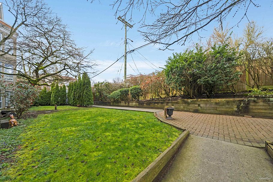 202 2505 E Broadway Avenue Vancouver, BC - 18