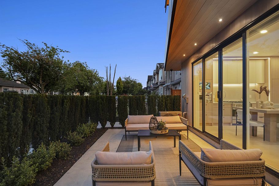 1 5033 Prince Albert Street Vancouver, BC - 2