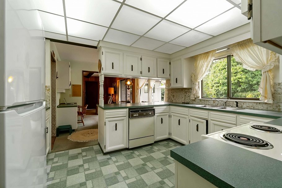 4228 Staulo Crescent Vancouver, BC - 8