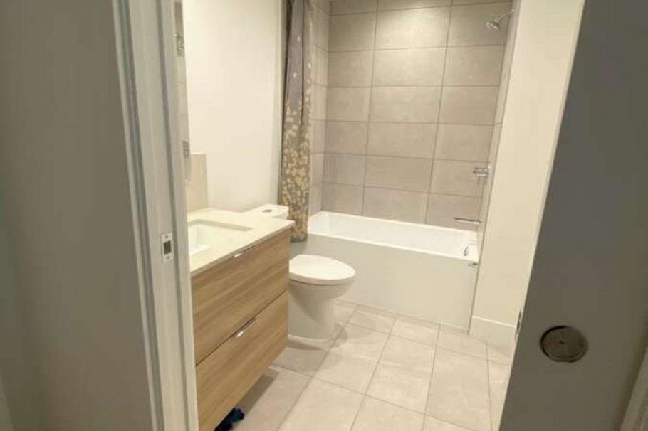 103 2375 Emery Court North Vancouver, BC - 14