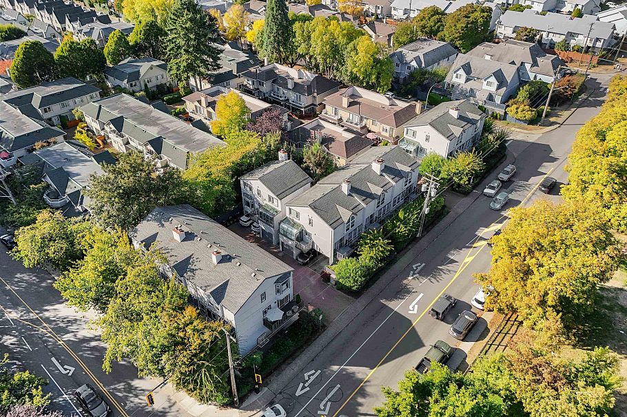 1621 Fell Avenue North Vancouver, BC - 30