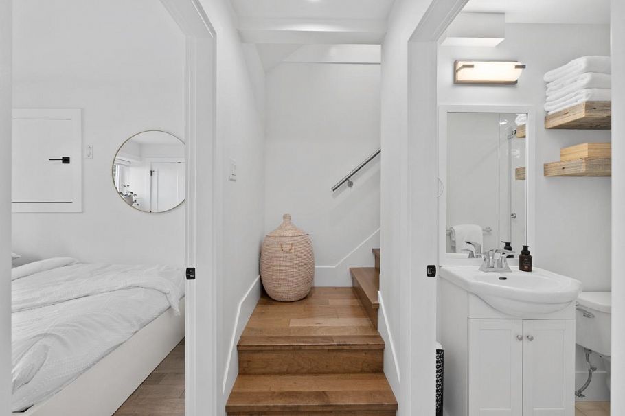 2248 Grant Street Vancouver, BC - 15