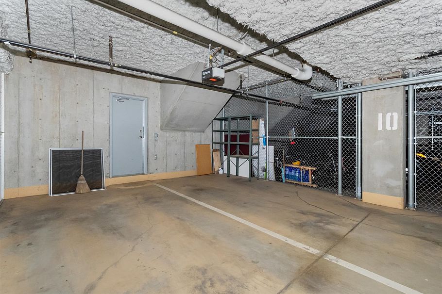 765 W 42nd Avenue Vancouver, BC - 16