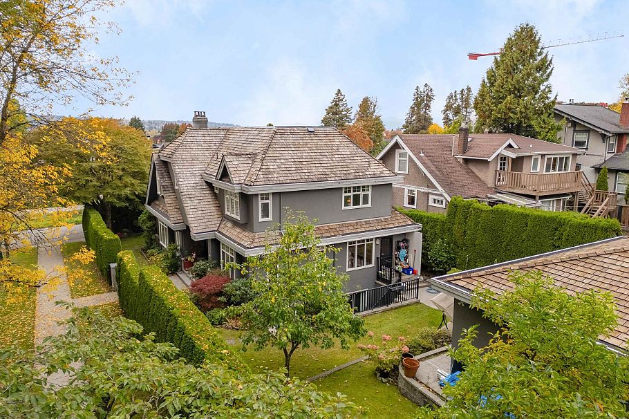 2087 W 18th Avenue Vancouver, BC - 37