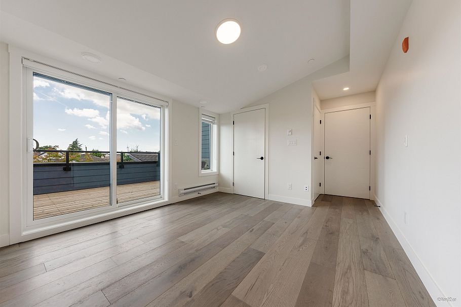 202 5092 Slocan Street Vancouver, BC - 13