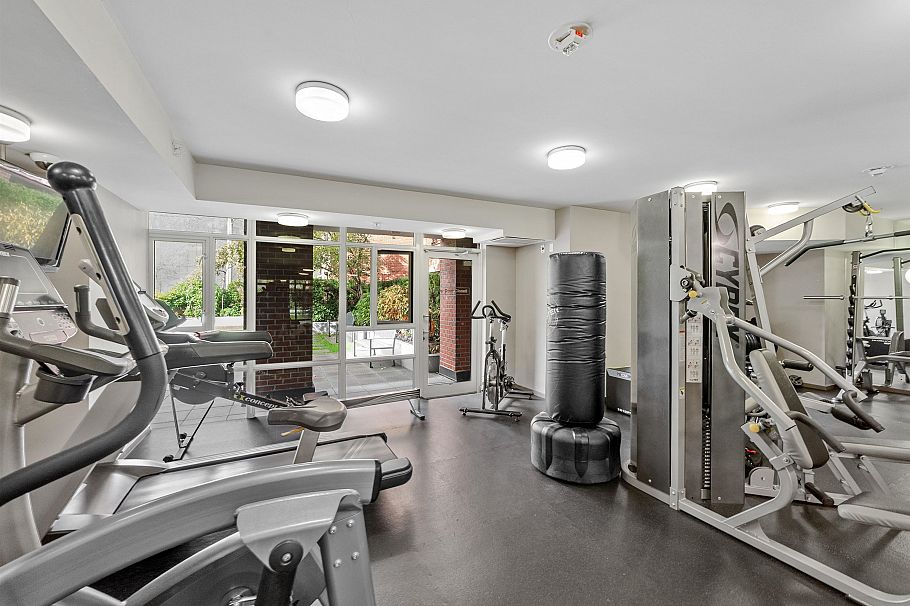 2389 Scotia Street Vancouver, BC - 29