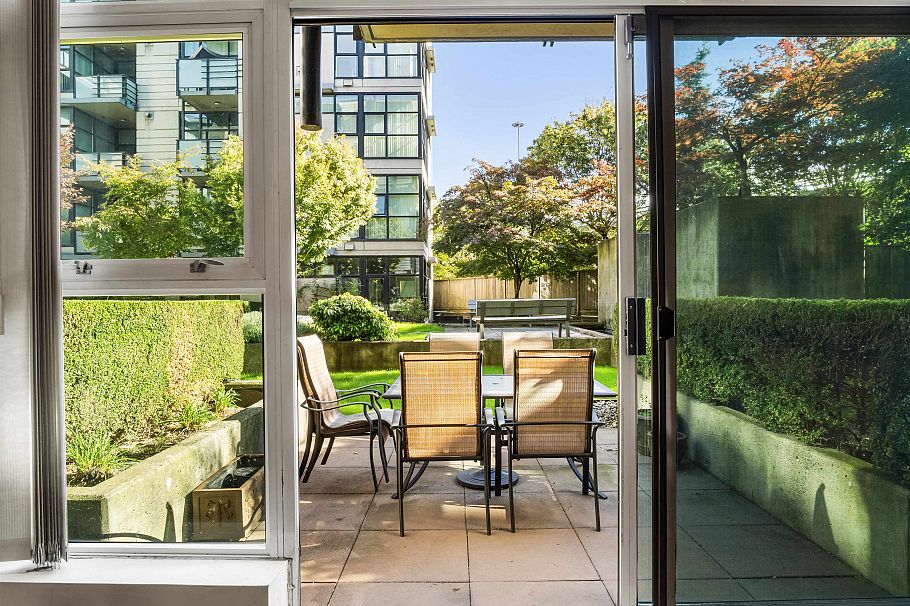 110 8988 Hudson Street Vancouver, BC - 17