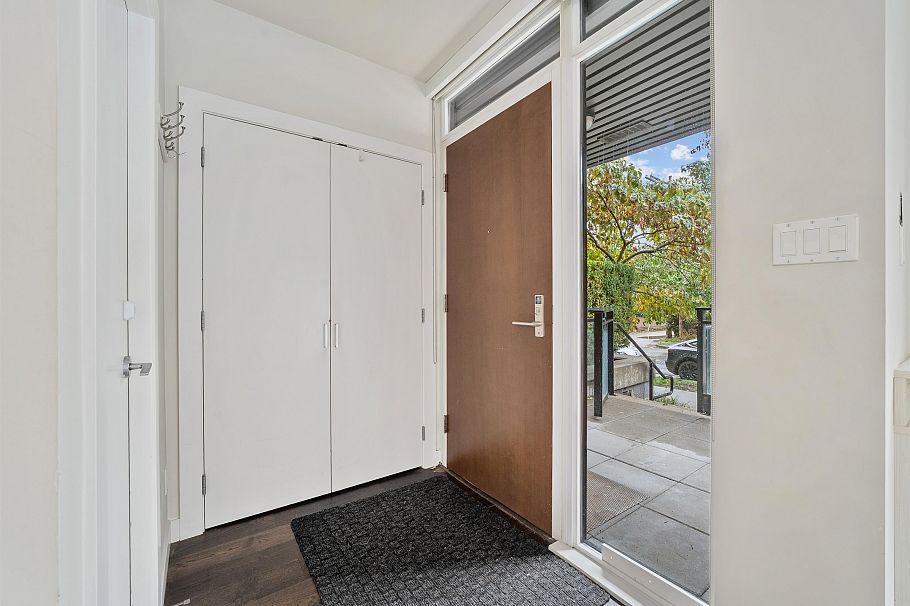 2389 Scotia Street Vancouver, BC - 24