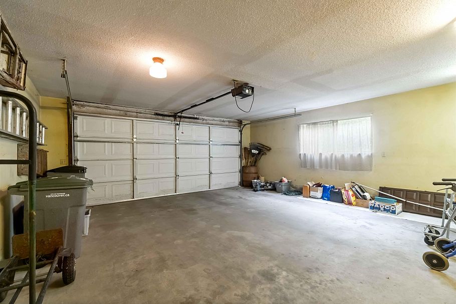 4228 Staulo Crescent Vancouver, BC - 23