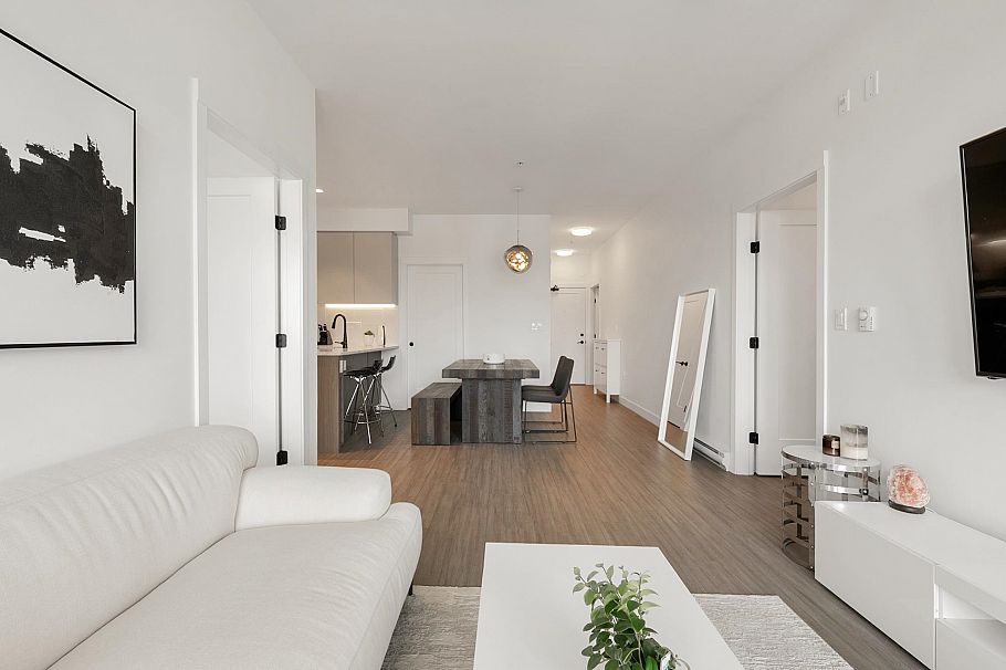 404 2408 Grant Street Vancouver, BC - 17