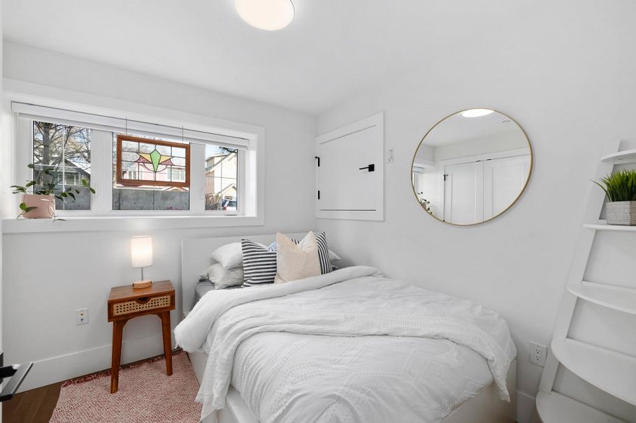 2248 Grant Street Vancouver, BC - 16