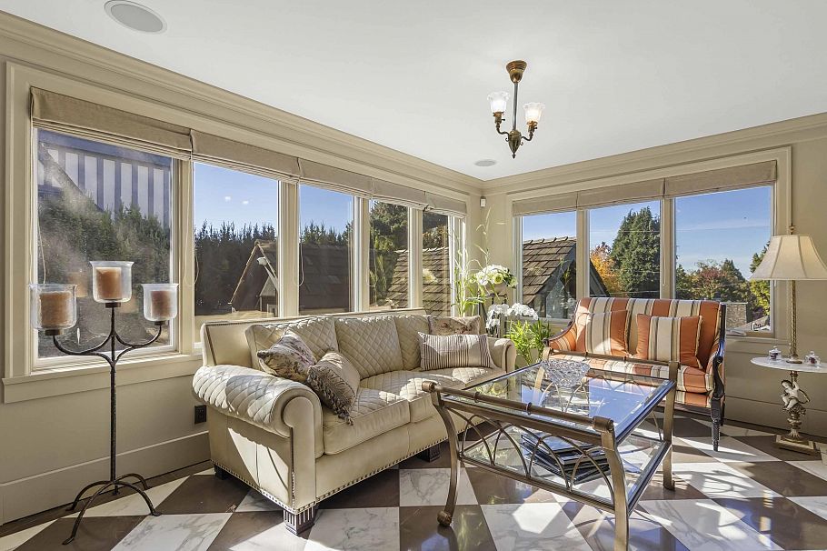 5149 Connaught Drive Vancouver, BC - 8