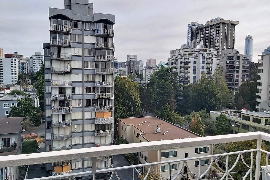 1104 1219 Harwood Street Vancouver, BC - 4