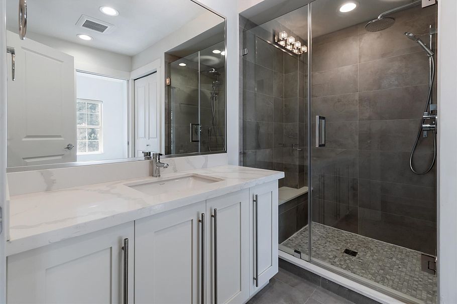 765 W 42nd Avenue Vancouver, BC - 10