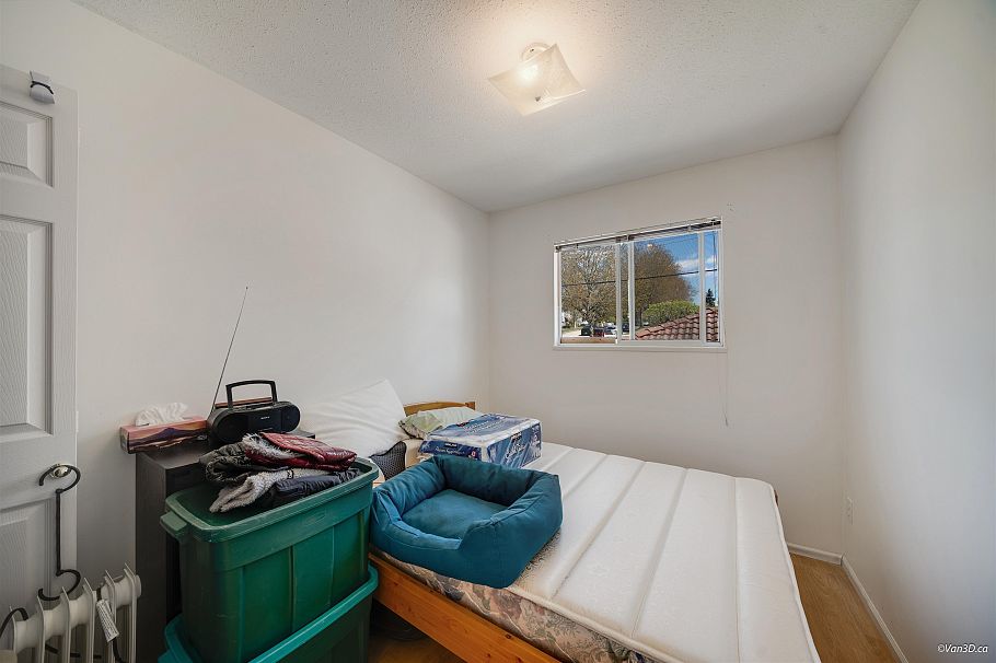 4502 Nanaimo Street Vancouver, BC - 10