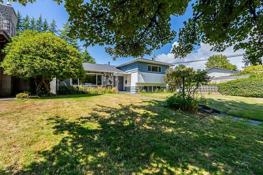 6637 Ash Street Vancouver, BC - 4