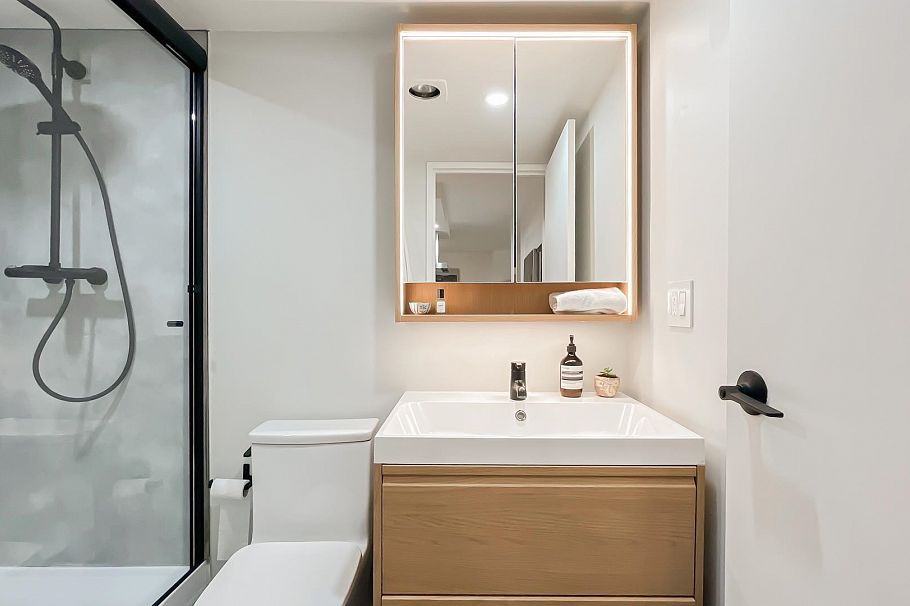 102 2016 Fullerton Avenue North Vancouver, BC - 19