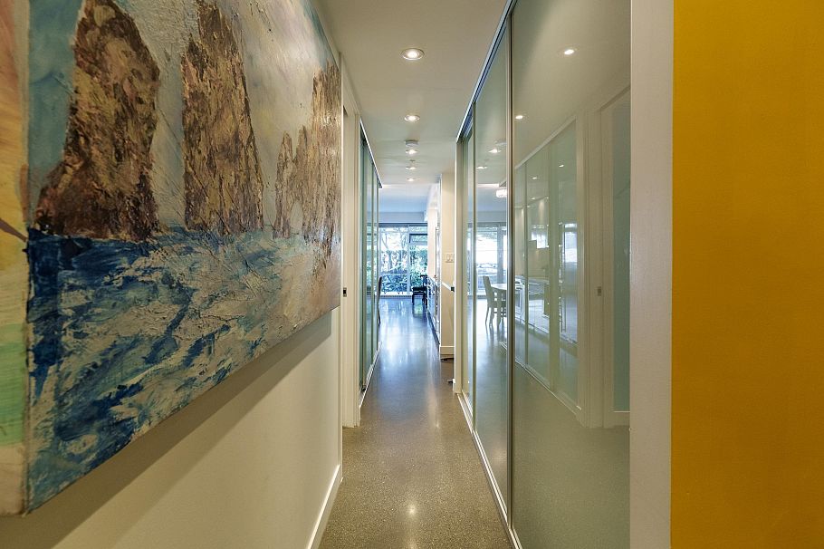 260 E 2nd Avenue Vancouver, BC - 9