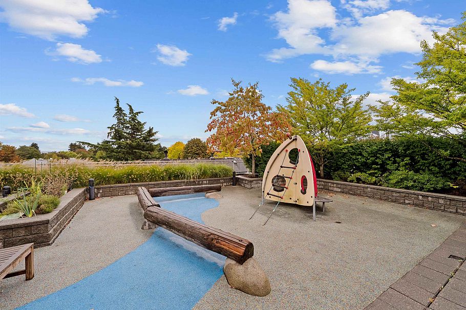 2389 Scotia Street Vancouver, BC - 30