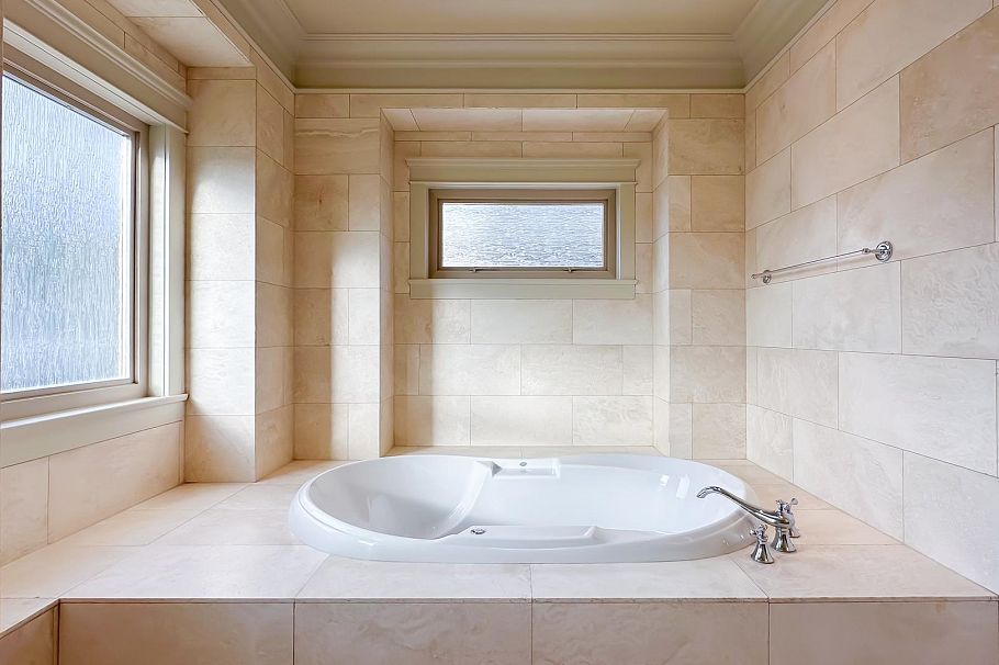 2978 W 21st Avenue Vancouver, BC - 22