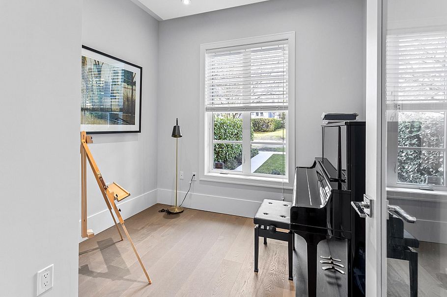 3726 W 35th Avenue Vancouver, BC - 18