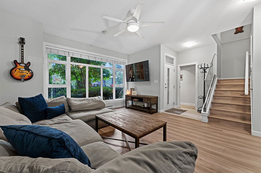 207 2135 Heritage Park Lane North Vancouver, BC - 12