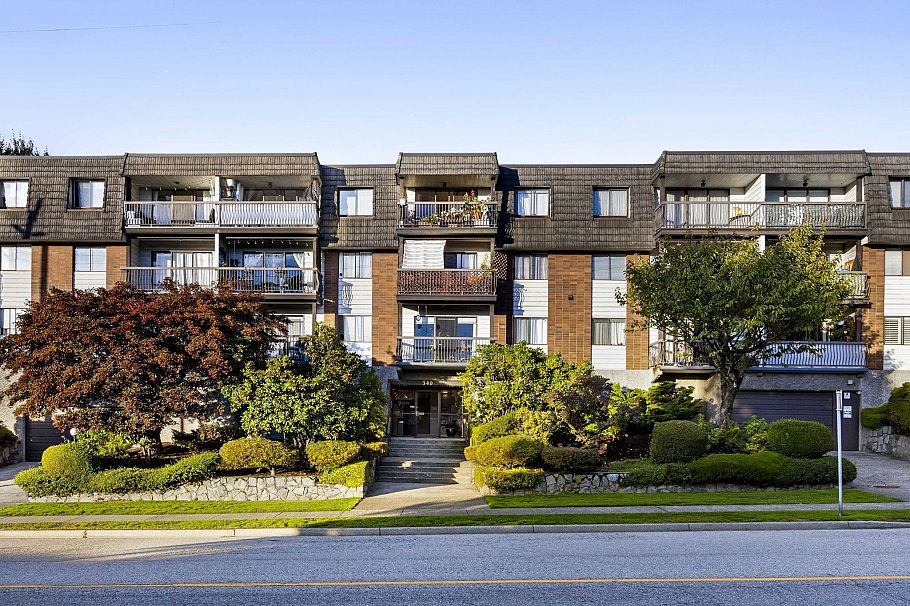 337 340 W 3rd Street North Vancouver, BC - 1