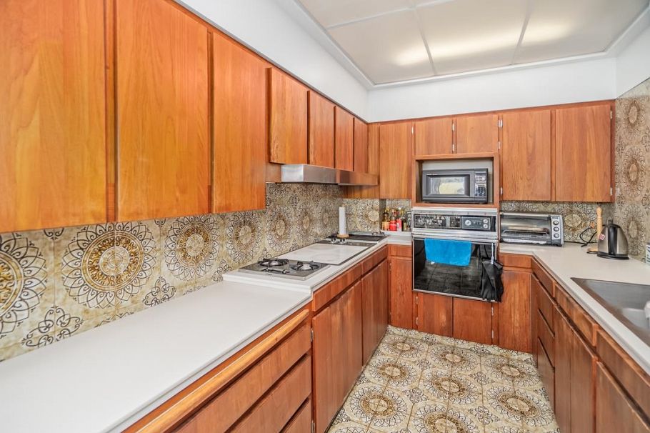 1735 W 62nd Avenue Vancouver, BC - 18