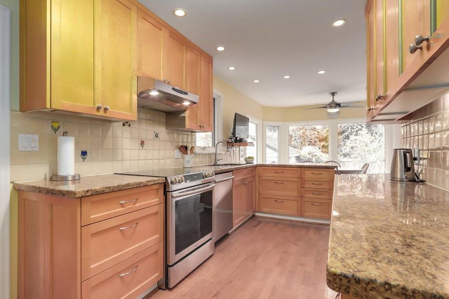 3238 W King Edward Avenue Vancouver, BC - 9