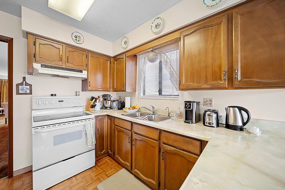 271 E 38th Avenue Vancouver, BC - 13