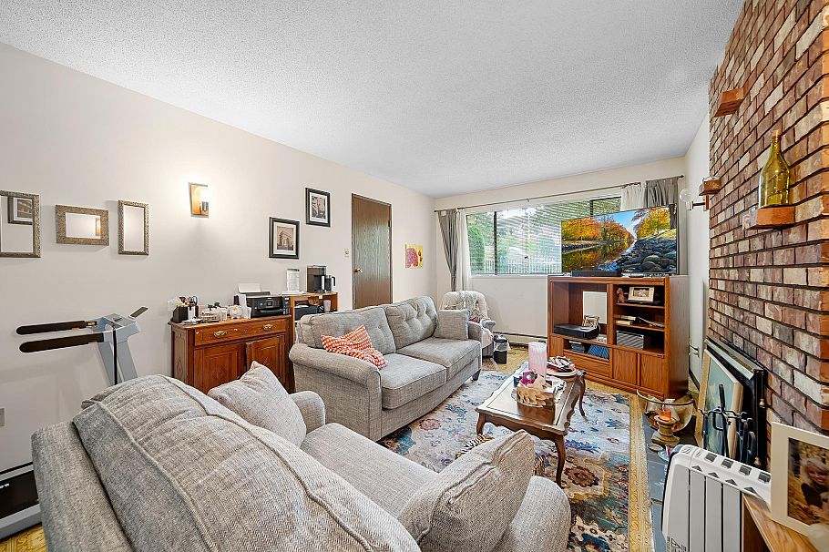 271 E 38th Avenue Vancouver, BC - 29