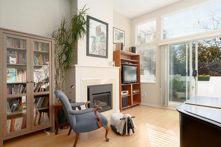 5 3588 Whitney Place Vancouver, BC - 6