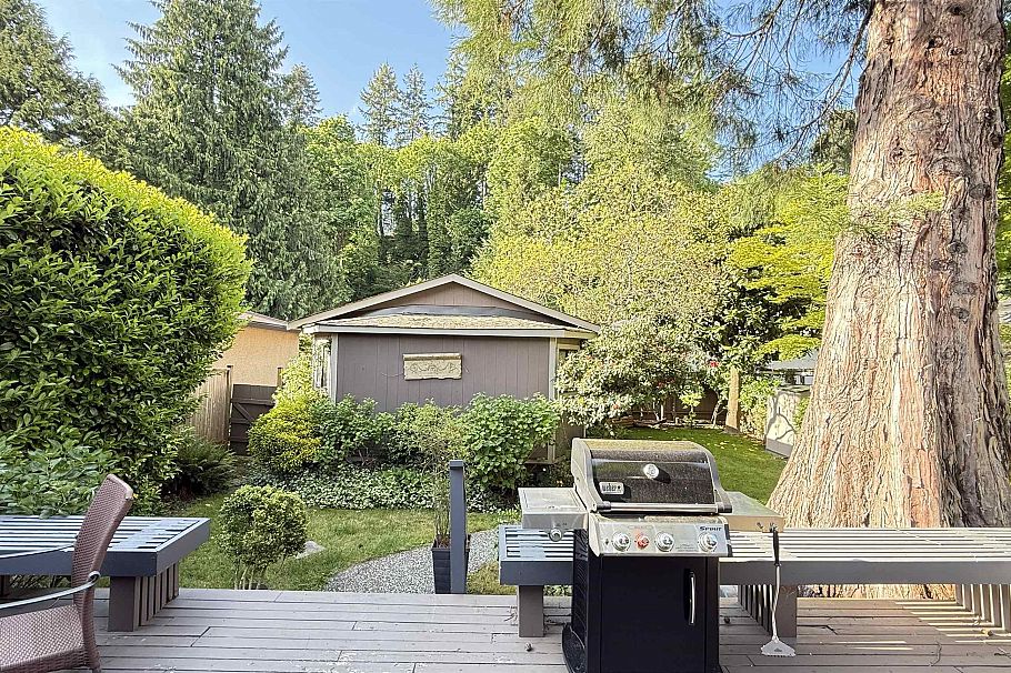 1546 Hope Road North Vancouver, BC - 4