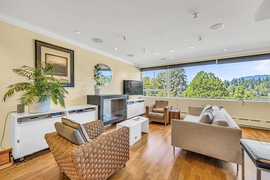 104 710 Chilco Street Vancouver, BC - 3