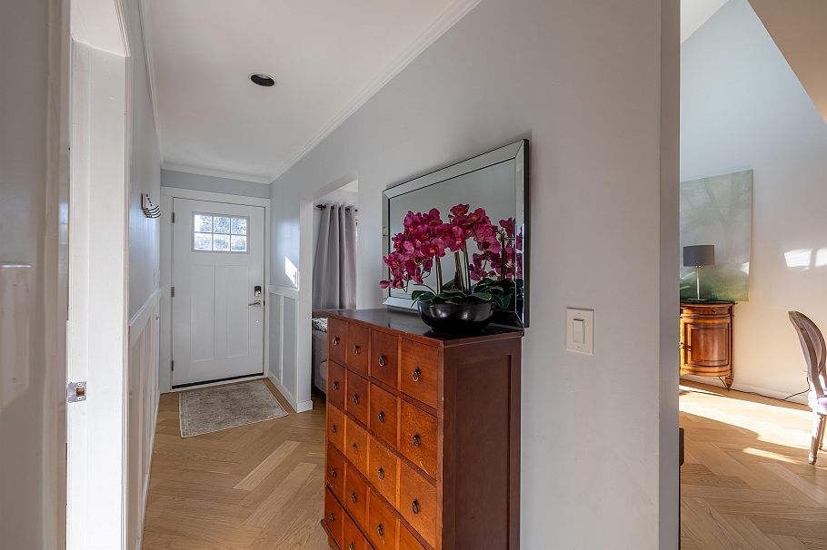 1546 Hope Road North Vancouver, BC - 20