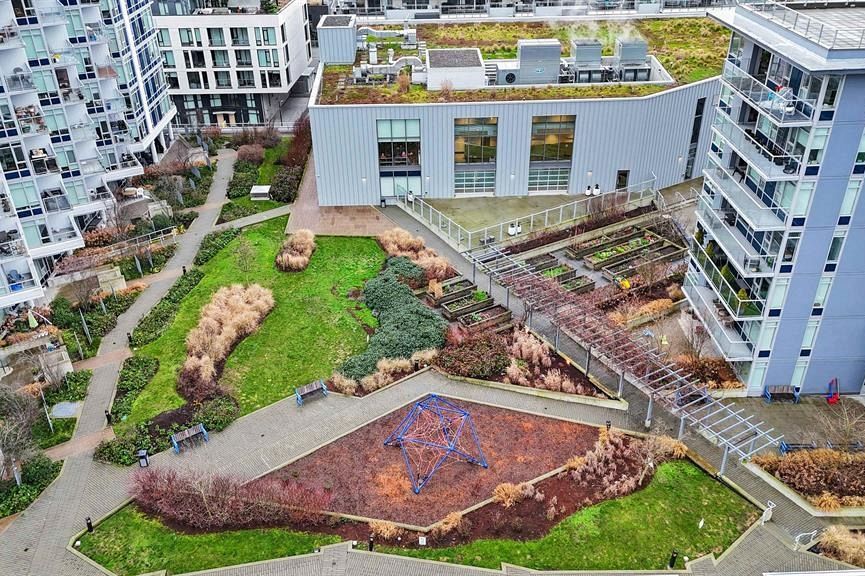 1702 8538 River District Crossing Vancouver, BC - 25