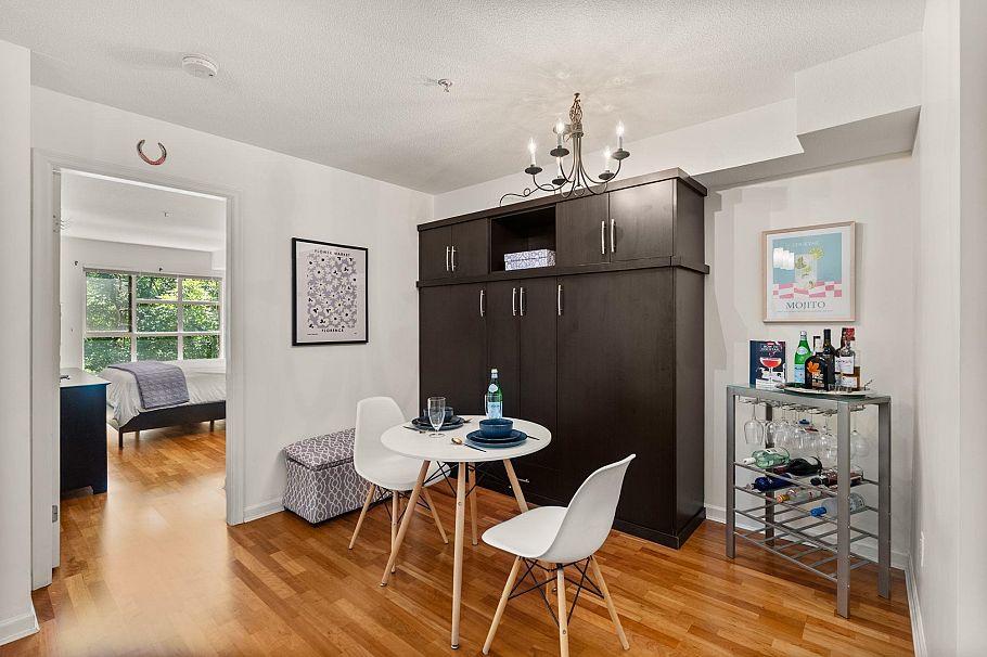 308 2161 W 12th Avenue Vancouver, BC - 17