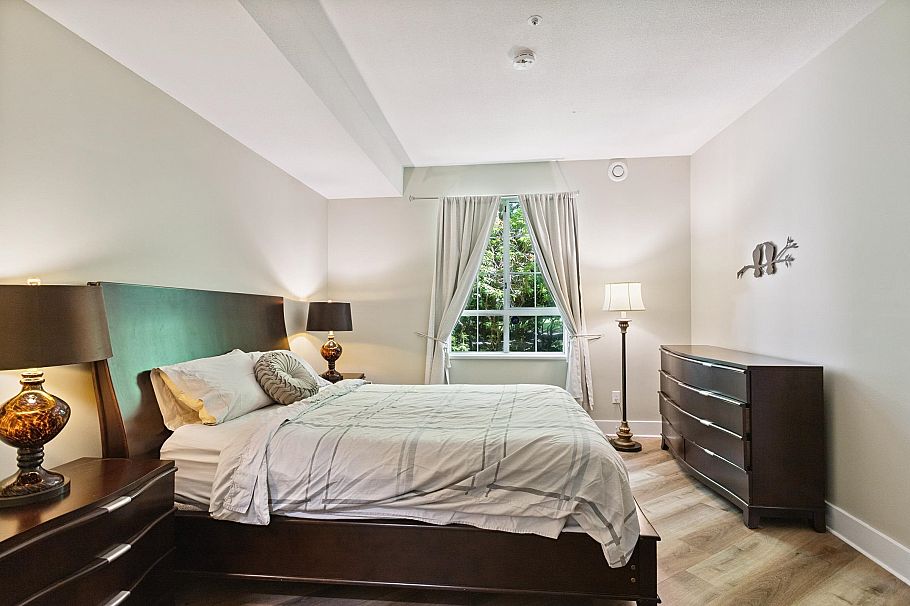 130 5835 Hampton Place Vancouver, BC - 11