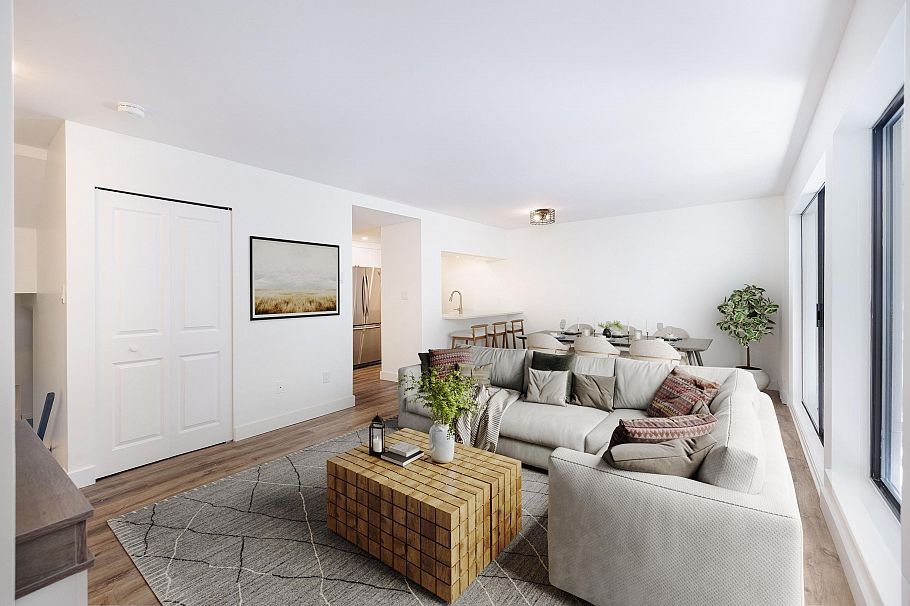 3182 Mountain Highway North Vancouver, BC - 2