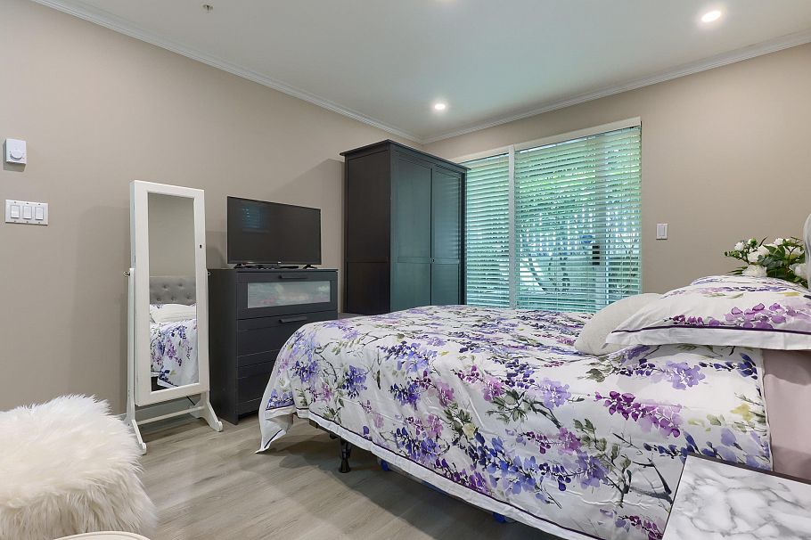 17 2885 E Kent Avenue North Vancouver, BC - 17