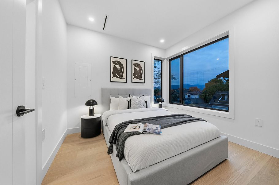 311 N Kamloops Street Vancouver, BC - 19