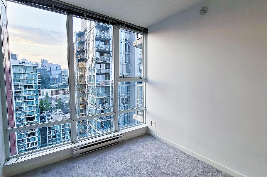 2506 111 W Georgia Street Vancouver, BC - 16