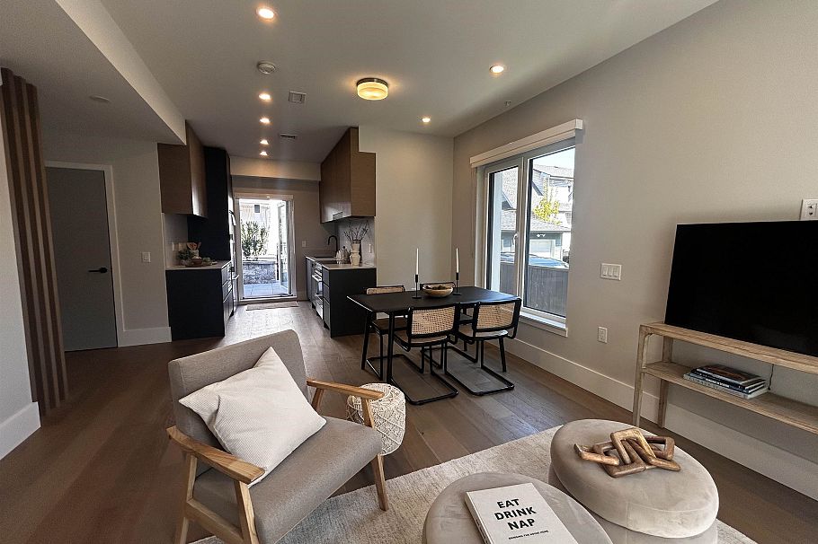 1341 E 21st Avenue Vancouver, BC - 9